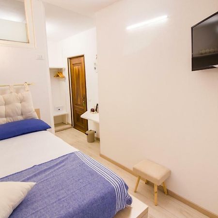 Loft & Espace Maison 1706 Lago Orta Borgomanero Buitenkant foto