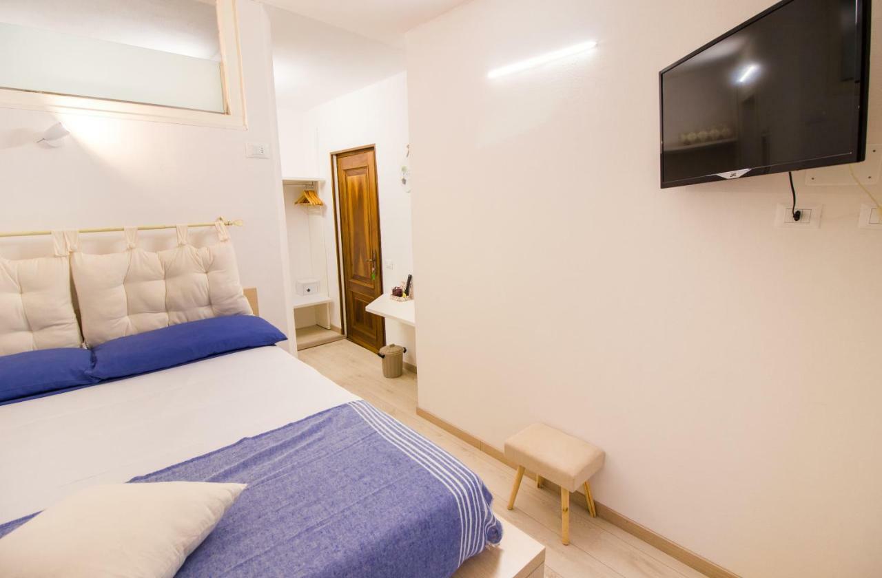 Loft & Espace Maison 1706 Lago Orta Borgomanero Buitenkant foto
