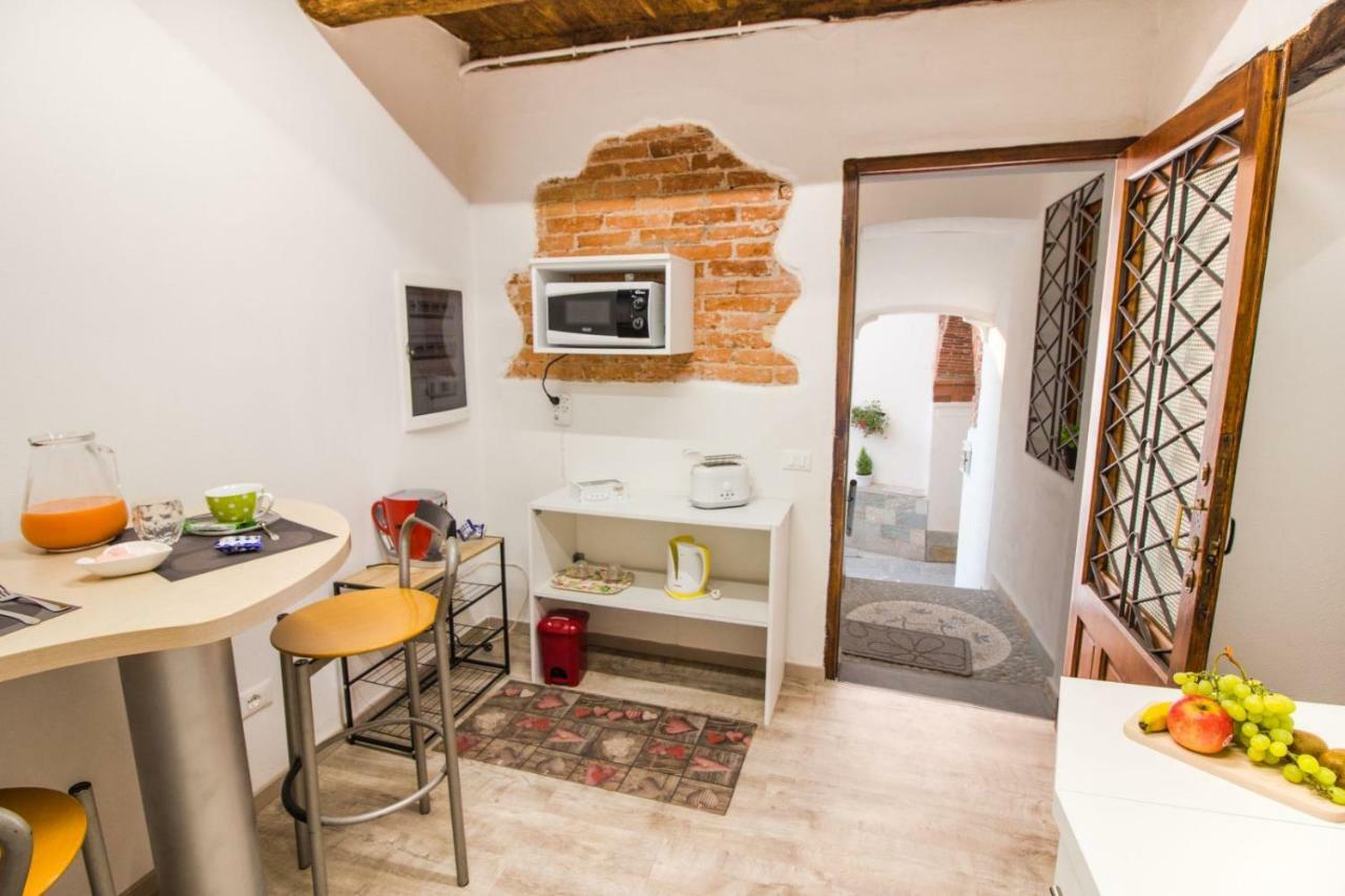Loft & Espace Maison 1706 Lago Orta Borgomanero Buitenkant foto