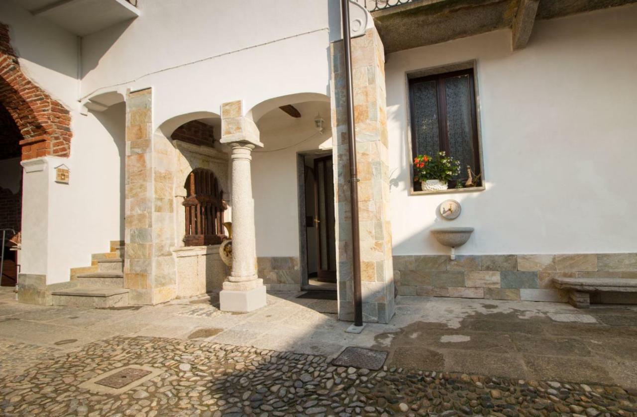 Loft & Espace Maison 1706 Lago Orta Borgomanero Buitenkant foto