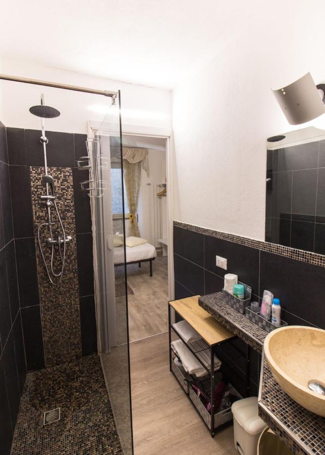 Loft & Espace Maison 1706 Lago Orta Borgomanero Buitenkant foto